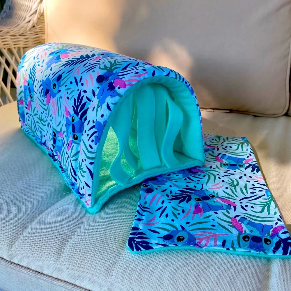 Small pet guinea pig hedgehog cozy hide bed